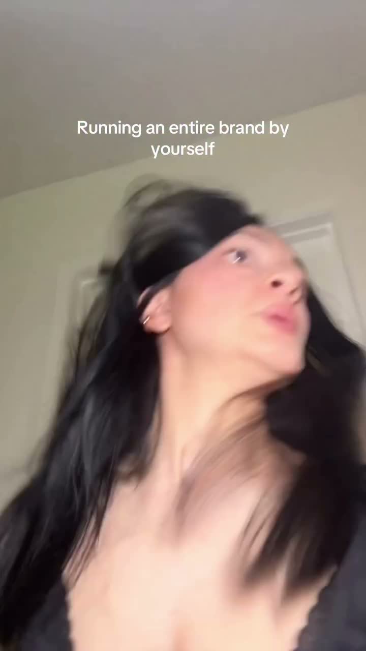 Video post from scrandiebeauty.