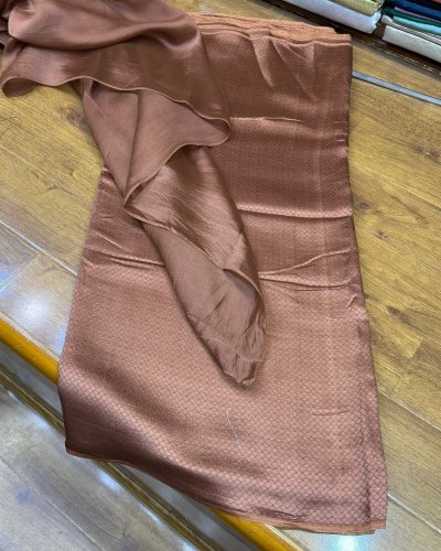 Carousel post from akbar_fabrics_.