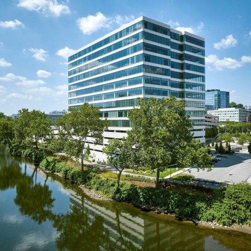 Carousel post from american_re_partners.