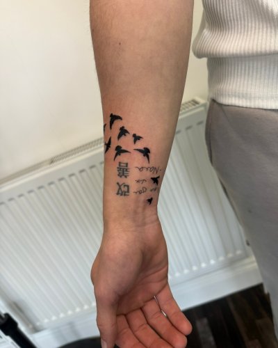 Photo post from lovetattoossandhurst.