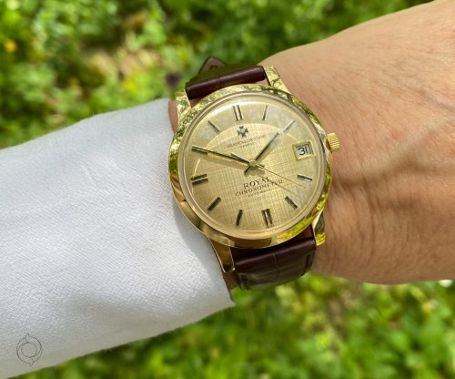 Carousel post from schoenesammleruhren.