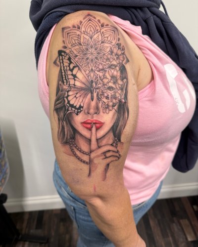 Photo post from lovetattoossandhurst.