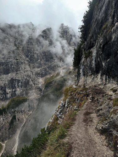 Carousel post from hiking_photographer.