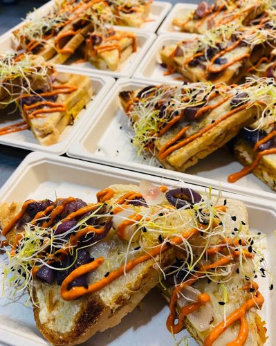 Carousel post from miditreizepontarlier.