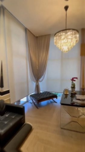 Video post from fermakoficial.