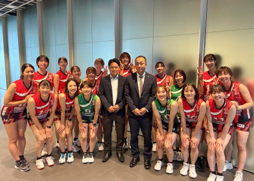 Carousel post from ito_sportsproject.