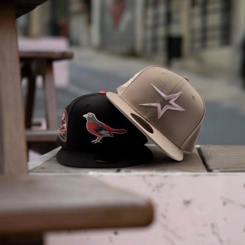 Carousel post from exclusive.fitted.