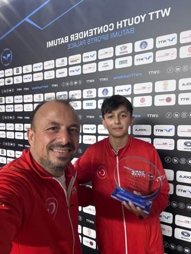 Carousel post from turkiyemasatenisifederasyonu.