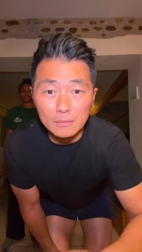 Video post from mixedchickshair.