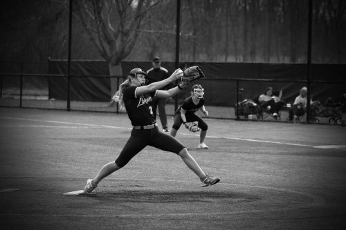 Carousel post from mid_lakers.