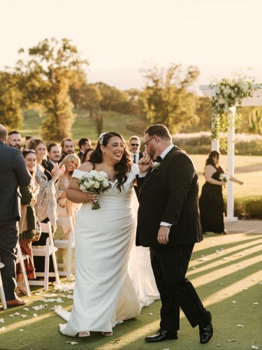 Carousel post from thecurvybridenj.