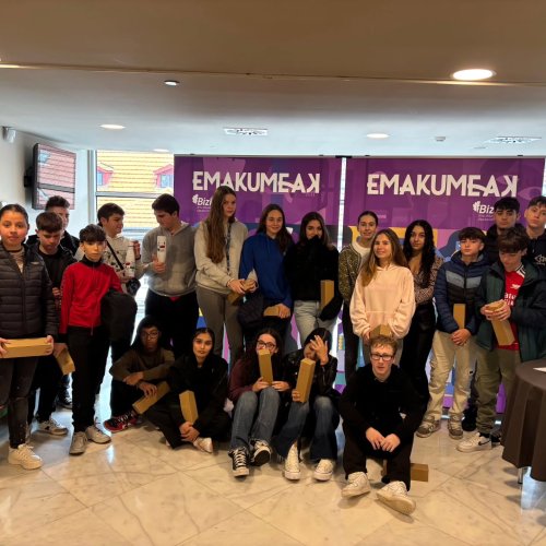 Carousel post from ellacuriazurbaranbhi.