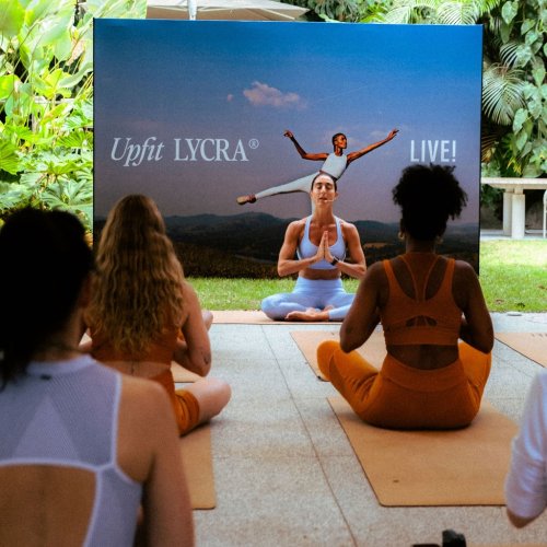 Carousel post from liveoficial.