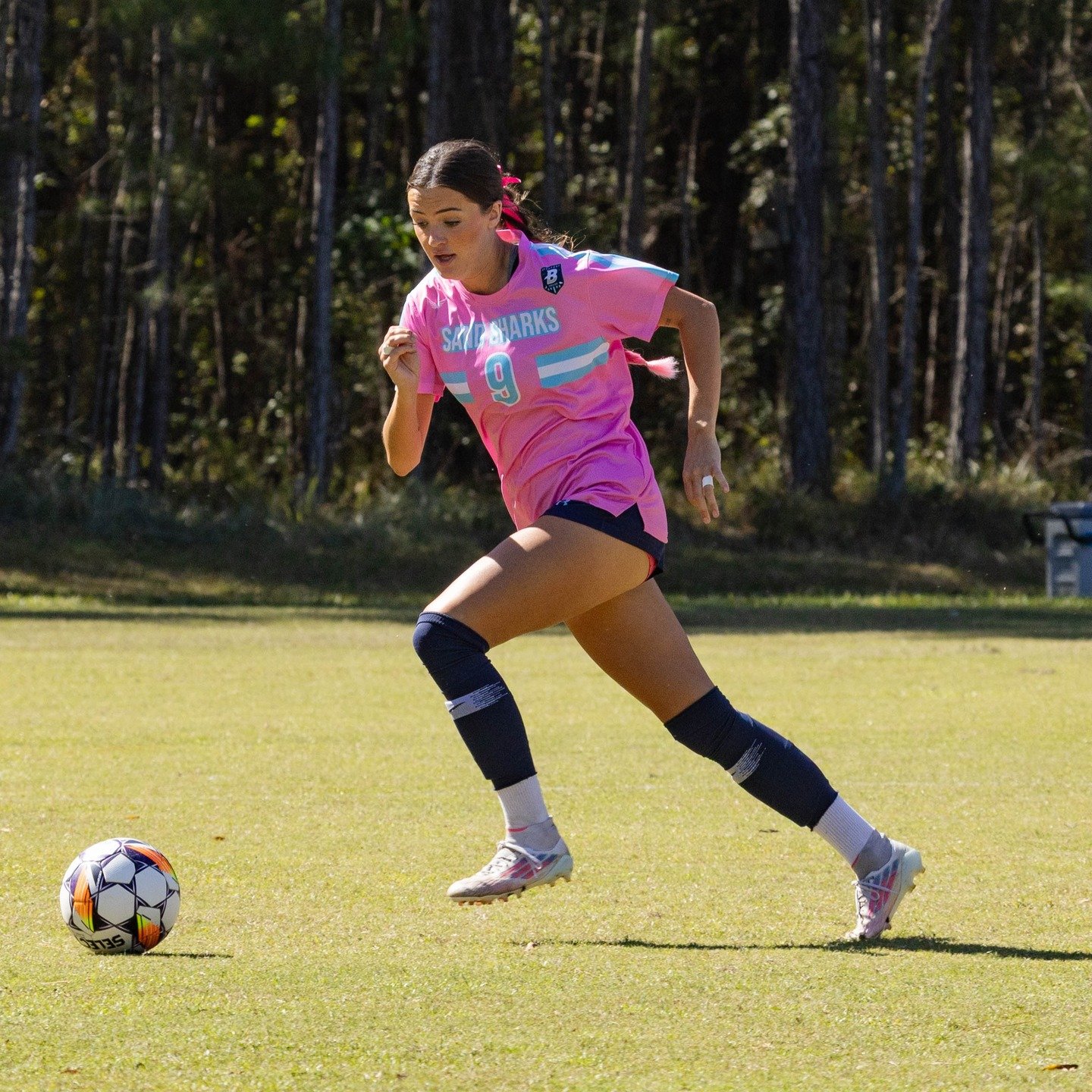 Carousel post from uscbsandsharks.