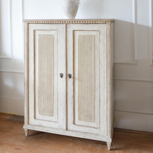 Carousel post from gildandco.