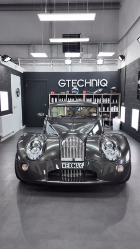 Video post from spotlessdetailing_group.