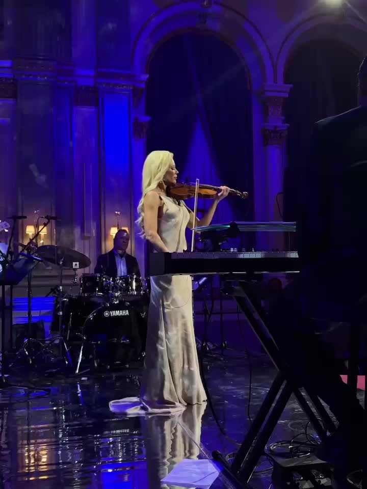 Carousel post from davidcarbe.