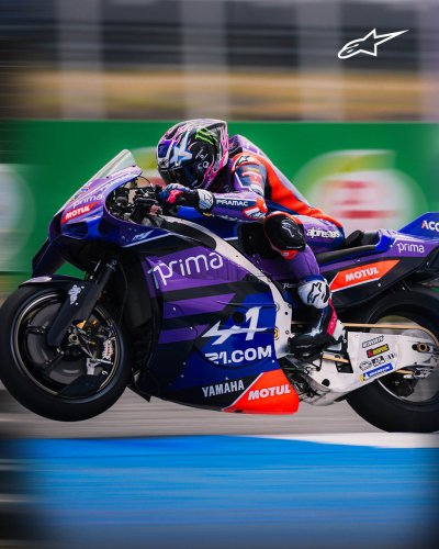 Photo post from motomax.