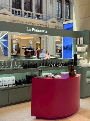 Carousel post from galeriaspacificoshopping.