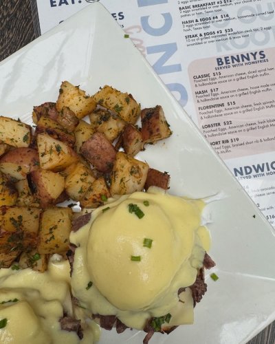 Photo post from laurasbarandgrill.