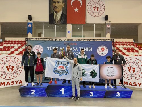 Carousel post from turkiyemasatenisifederasyonu.