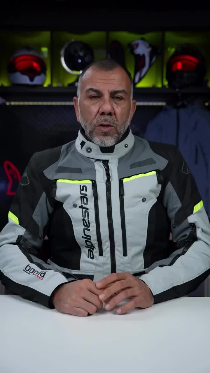 Video post from motomax.