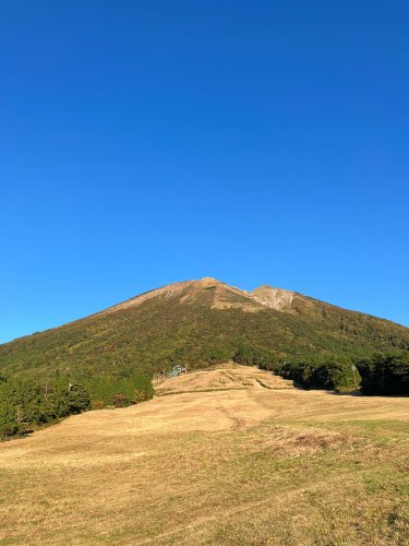 Carousel post from masumizutenkuu.