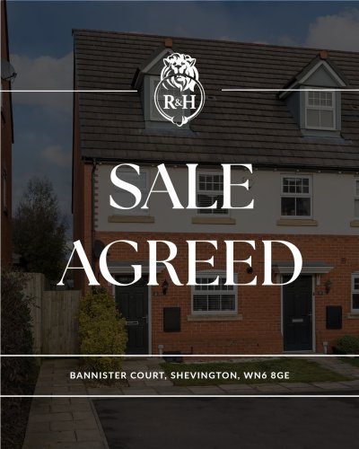 Photo post from reganhallworth.