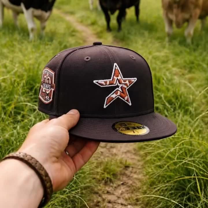 Carousel post from exclusive.fitted.