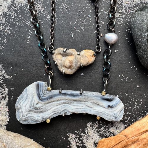 Carousel post from sylviemajerova.