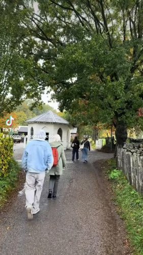 Video post from costume_construction.