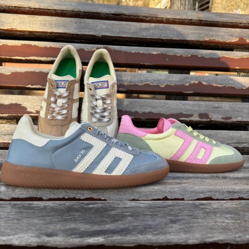 Carousel post from almareafootwear.