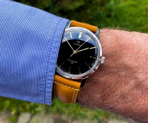 Carousel post from schoenesammleruhren.