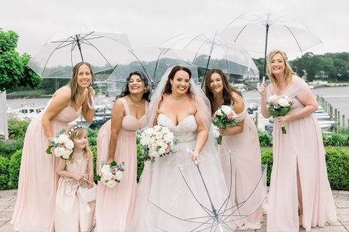 Carousel post from thecurvybridenj.