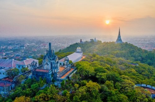 Carousel post from amazingthailandjp.