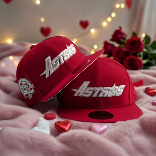 Carousel post from exclusive.fitted.