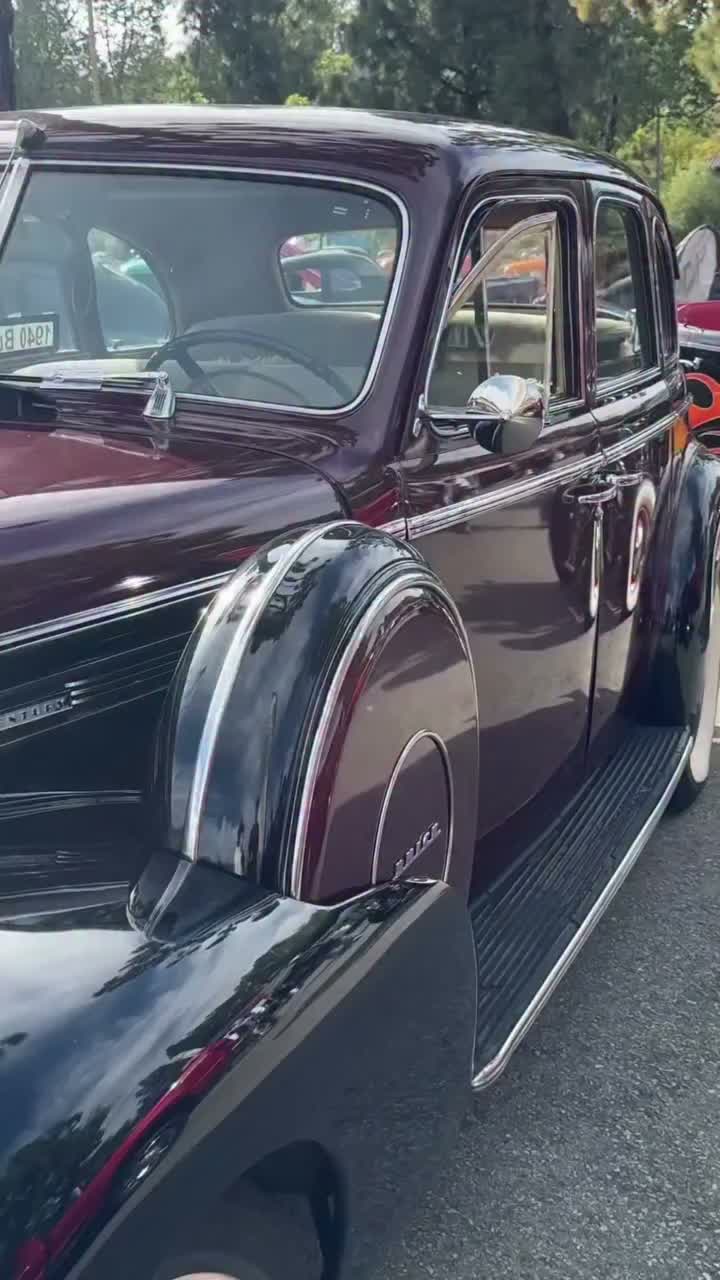 Pomona Swap Meet and Classic Car Show| Pomona Swap Meet