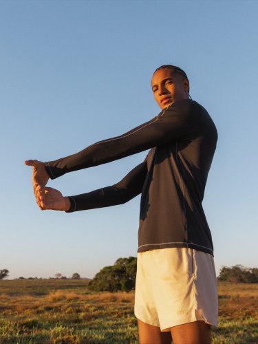 Carousel post from liveoficial.