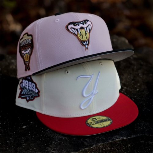 Carousel post from exclusive.fitted.