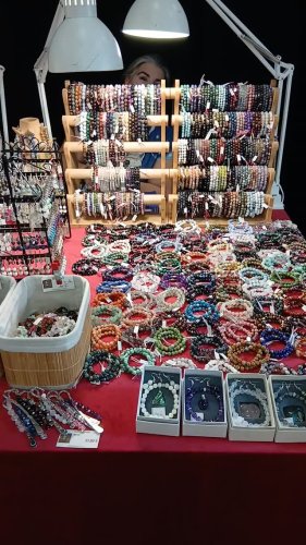 Video post from lemondemagiquedescristaux.