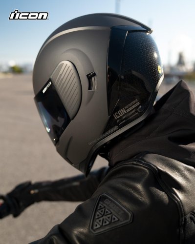 Photo post from motomax.