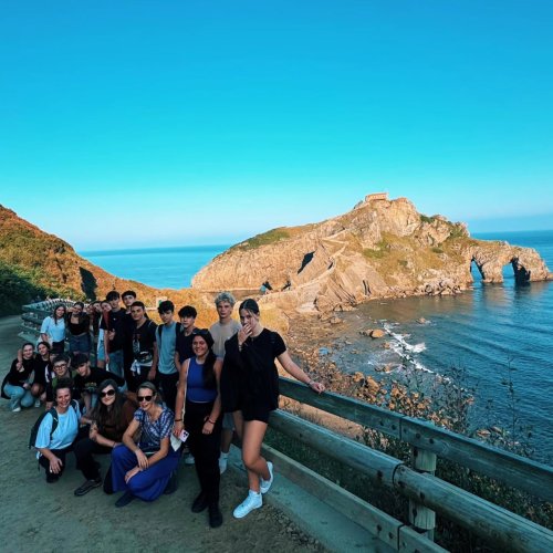 Carousel post from ellacuriazurbaranbhi.