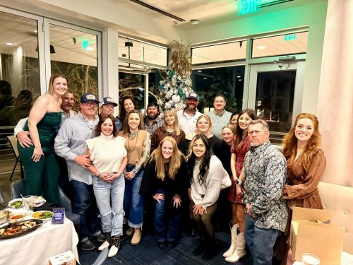 Carousel post from reddirthatco.