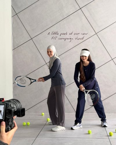 Carousel post from galeriariani.