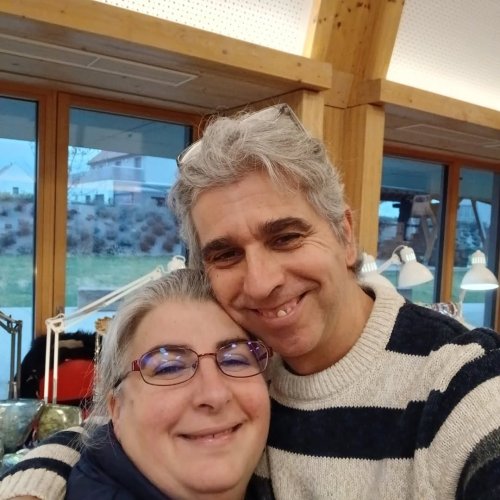 Carousel post from lemondemagiquedescristaux.