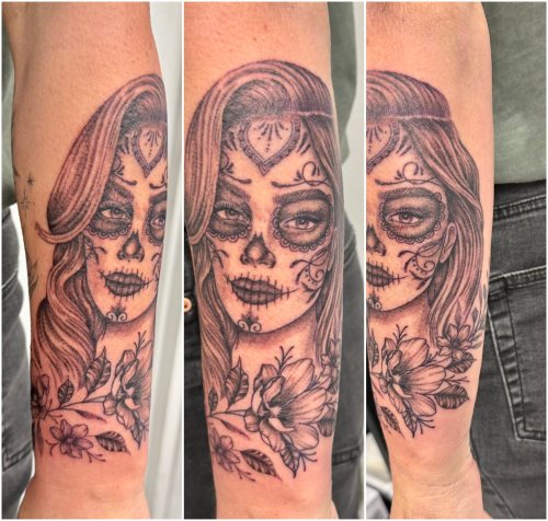 Photo post from lovetattoossandhurst.