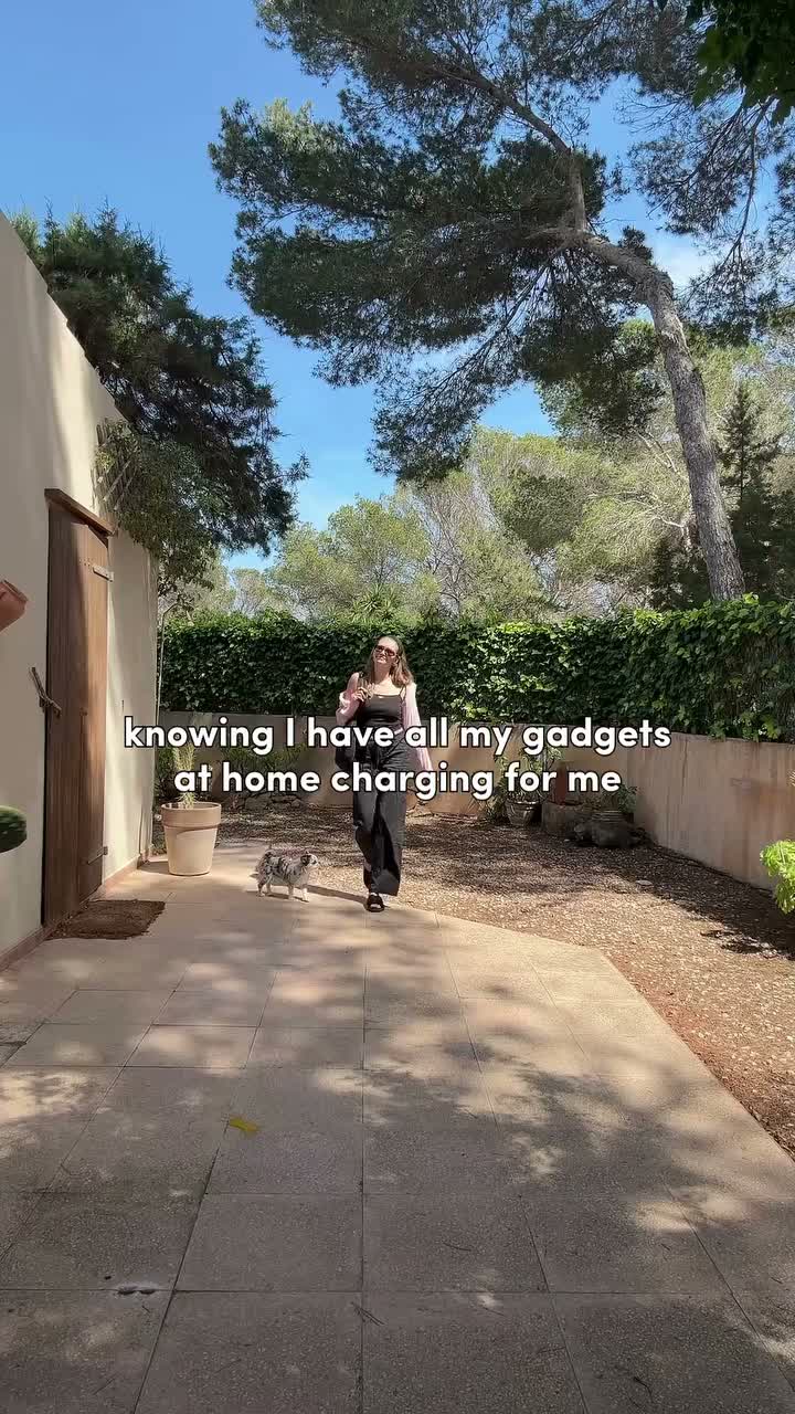 Video post from lovehoneyofficial.
