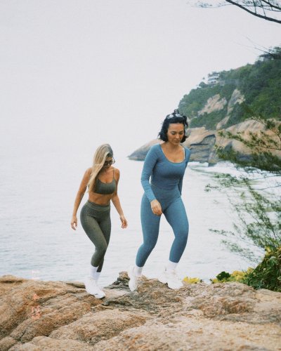 Carousel post from liveoficial.