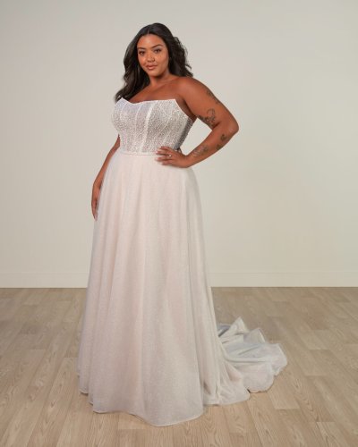 Carousel post from thecurvybridenj.