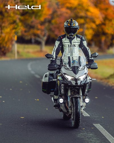 Photo post from motomax.